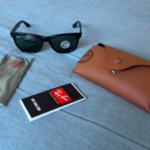 Brand New Ray Ban Wayfarers